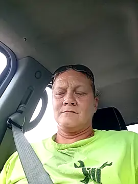 wetnwildforyou online show from 09.22.25