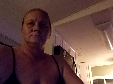 wetnwildforyou online show from 10.12.25