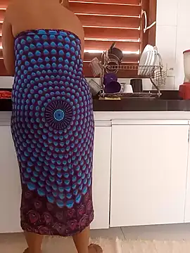 ebonye  online show from 09.23.25