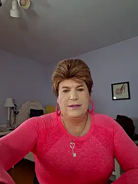 Snapshot of Victoriatv1 chatting on 10.19.25 Victoriatv1 online show from 10.19.25