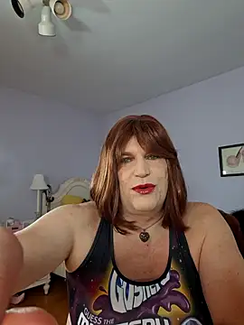 Snapshot of Victoriatv1 chatting on 10.22.25 Victoriatv1 online show from 10.22.25