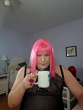 Snapshot of Victoriatv1 chatting on 11.15.25 Victoriatv1 online show from 11.15.25