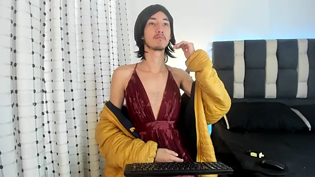 loverisu-coral online show from 01.07.26