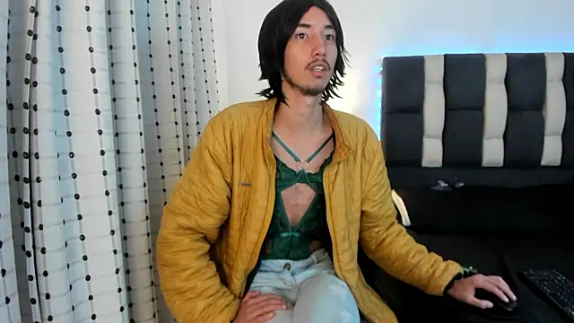 loverisu-coral online show from 01.14.26