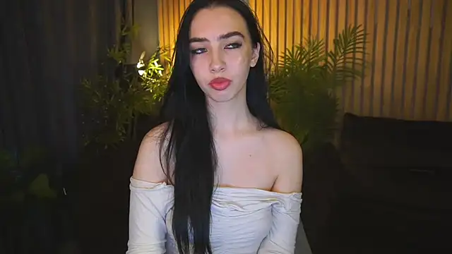 WildKittenX  online show from 10.21.25