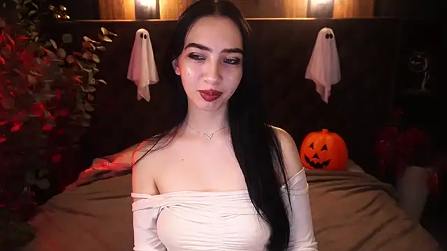 WildKittenX  online show from 10.30.25