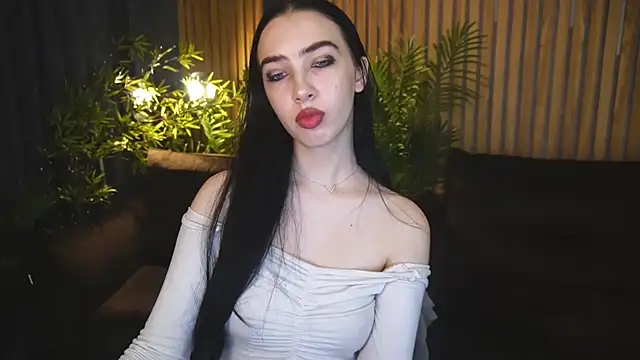 WildKittenX  online show from 10.31.25