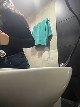 Mila LS online show from 02.05.26