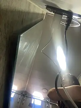 Mila LS online show from 02.10.26