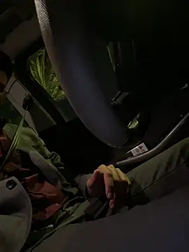 YJeromZCoxk online show from 03.18.25