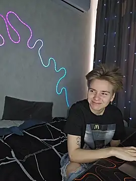 Jean Wilsons online show from 03.06.26