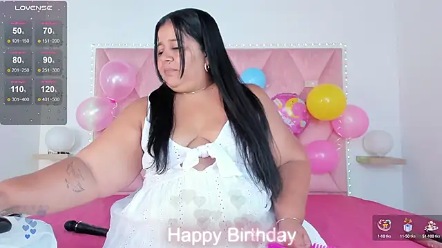 LunaaSweett online show from 09.14.25