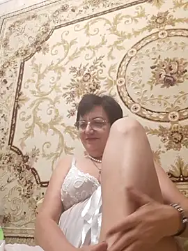 Snapshot of Lota5821 chatting on 04.04.26 Lota5821 online show from 04.04.26