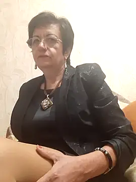 Snapshot of Lota5821 chatting on 04.10.26 Lota5821 online show from 04.10.26