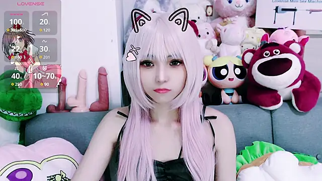 Snapshot of chenenna7 chatting on 09.24.25 chenenna7 online show from 09.24.25