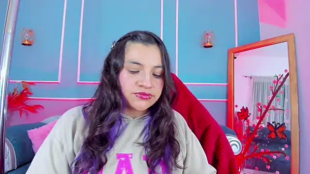 TaraTaylorr online show from 02.28.26