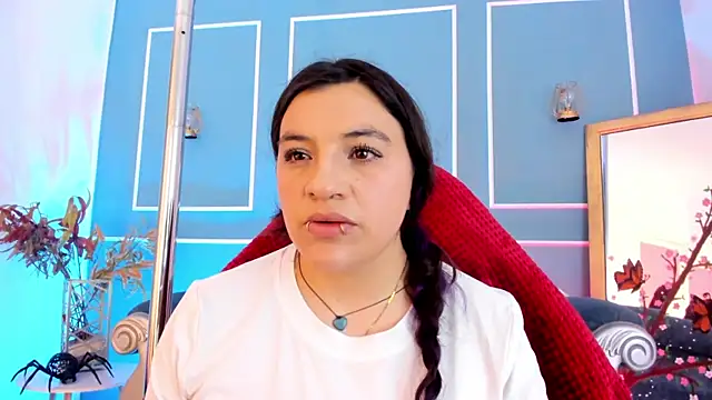 TaraTaylorr online show from 04.19.26