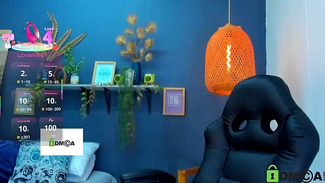 Snapshot of yessila_parker chatting on 11.08.25 yessila parker online show from 11.08.25