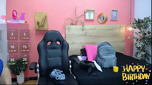 Snapshot of yessila_parker chatting on 01.13.26 yessila parker online show from 01.13.26