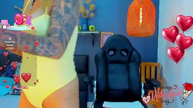 yessila parker online show from 02.14.26