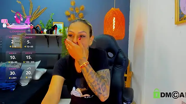 yessila parker online show from 04.17.26