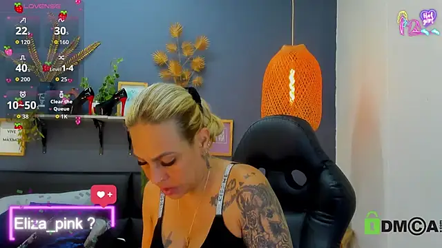Snapshot of yessila_parker chatting on 06.01.26 yessila parker online show from 06.01.26