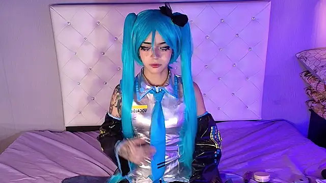  mollycrystal online show from 10.17.25