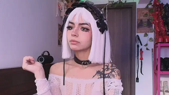  mollycrystal online show from 02.26.26