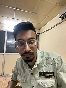 Snapshot of hypersexdriveboi chatting on 03.19.25 hypersexdriveboi online show from 03.19.25