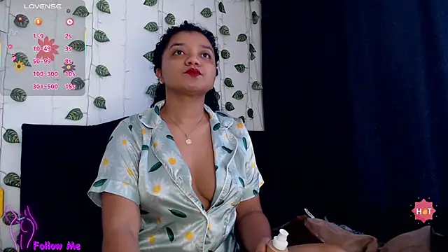 Snapshot of victtoria_cane63 chatting on 07.07.26 victtoria cane63 online show from 07.07.26