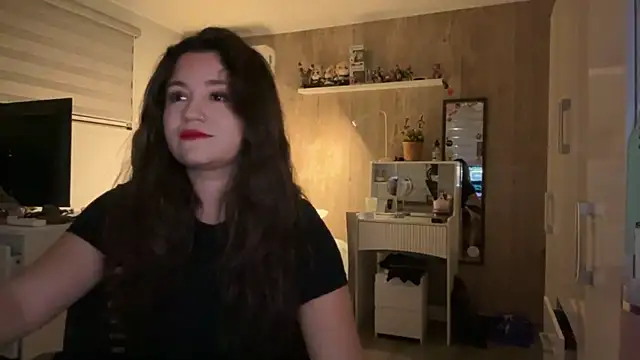 Snapshot of Piolapk chatting on 03.31.26 Piolapk online show from 03.31.26