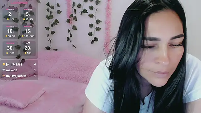 luna lgomez  online show from 03.10.25