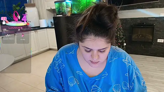 Layla- online show from 02.27.26