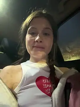 melicious  online show from 03.04.25