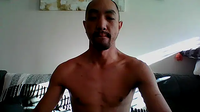 Snapshot of mister_jimmy chatting on 10.04.25 mister jimmy online show from 10.04.25