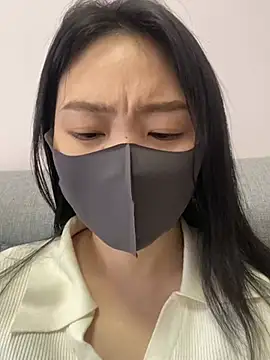 Snapshot of pangtouyubb chatting on 03.21.25 pangtouyubb online show from 03.21.25