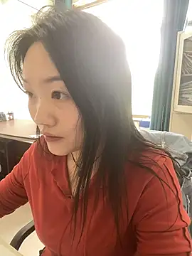 Snapshot of pangtouyubb chatting on 04.27.26 pangtouyubb online show from 04.27.26