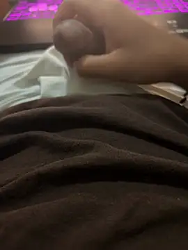 yeezy2819 online show from 02.27.25