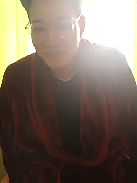 Snapshot of Dannyhobb chatting on 03.07.25 Dannyhobb online show from 03.07.25