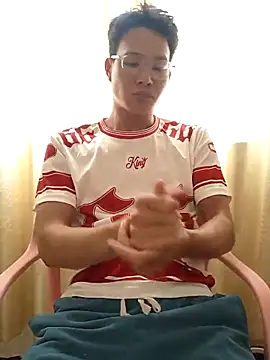 Snapshot of Dannyhobb chatting on 03.14.25 Dannyhobb online show from 03.14.25