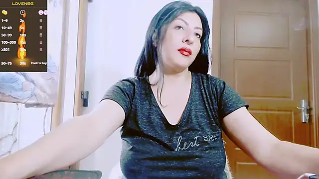 Snapshot of Alina_eve chatting on 05.20.26 Alina eve online show from 05.20.26
