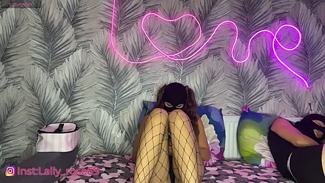 LallyRose69 online show from 09.20.25