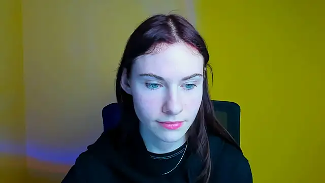 Fiona Night online show from 03.13.25