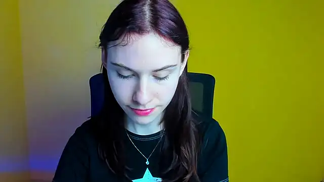 Fiona Night online show from 03.13.25