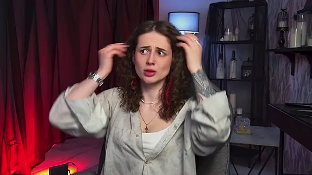 OliviaMcClean online show from 04.09.26