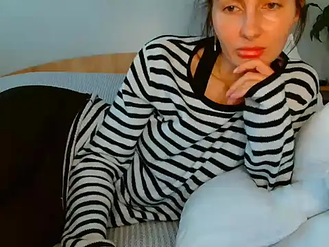 Snapshot of Irina9793 chatting on 05.01.26 Irina9793 online show from 05.01.26