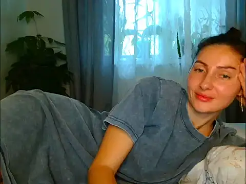 Snapshot of Irina9793 chatting on 05.21.26 Irina9793 online show from 05.21.26