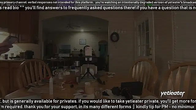 Snapshot of yetieater chatting on 12.30.24 yetieater online show from 12.30.24