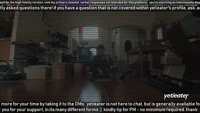 Snapshot of yetieater chatting on 01.09.25 yetieater online show from 01.09.25