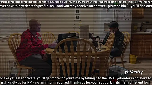 Snapshot of yetieater chatting on 01.27.25 yetieater online show from 01.27.25